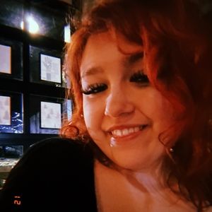 Meet your Posher, Nola